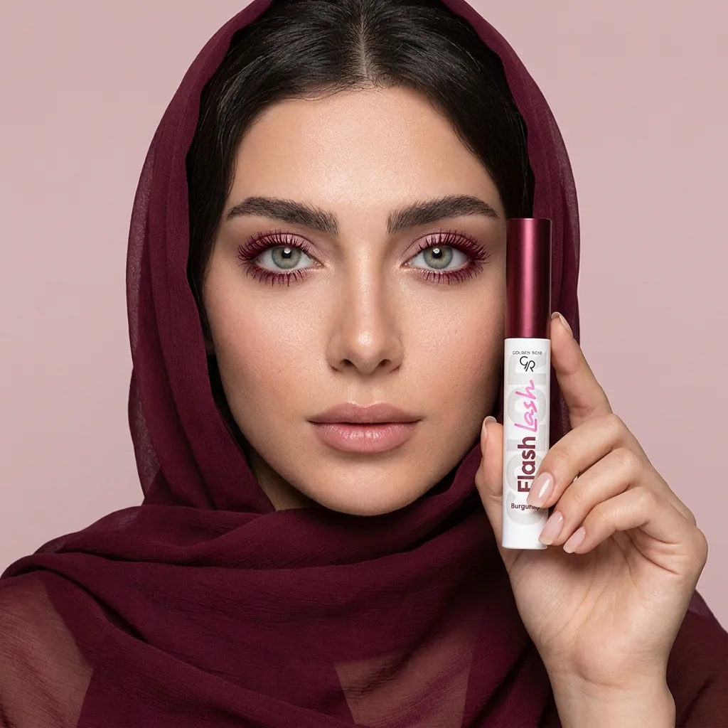 ریمل رنگی گلدن رز مدل Color Flash Lash حجم ۹ میلیلیتر، رنگ زرشکی — روی مدل