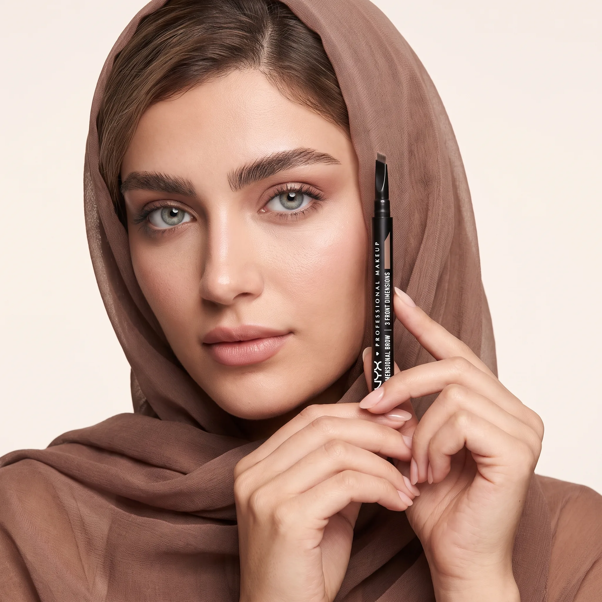 ماژیک هاشور ابرو نیکس مدل 3 Dimensional Brow — ۵ کد رنگ در دست مدل